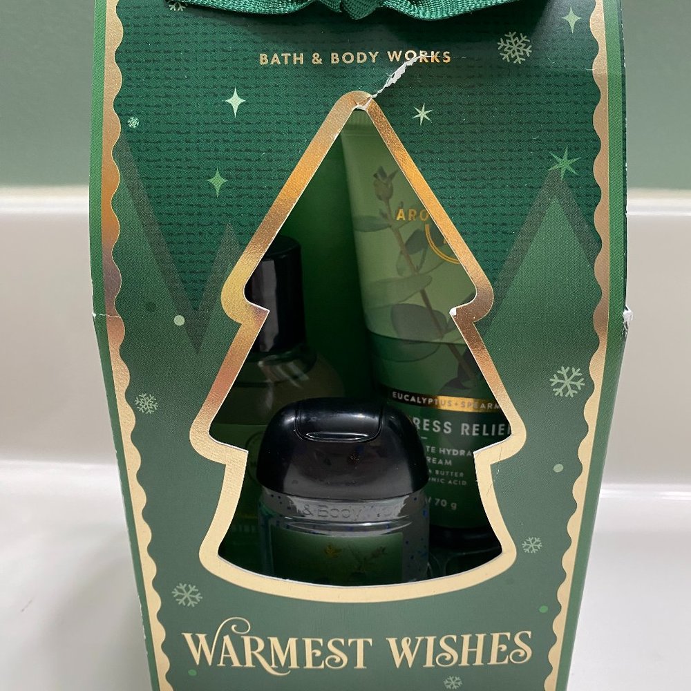 Bath & Body Works Eucalyptus & Spearmint Stress Relief Gift Set